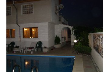 Bulgaria Privát Černomorec, Exterior